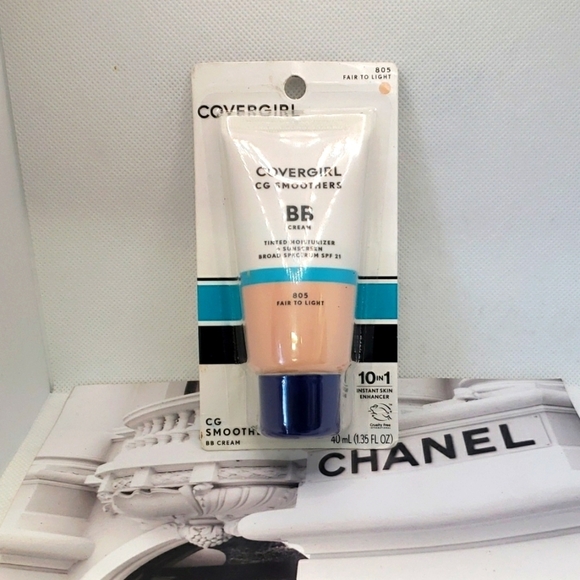 COVERGIRL Other - NWT Covergirl BB Cream Fair to Light Tinted Moisturizer Foundation